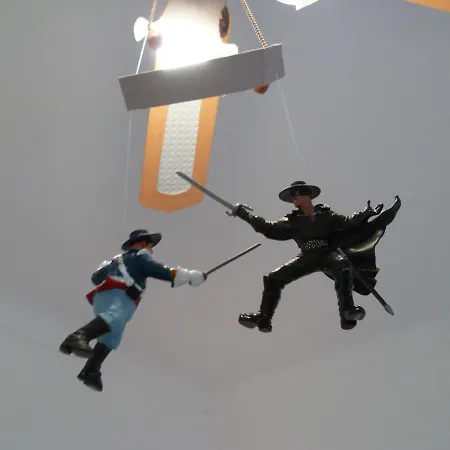 Joli 3 Pieces, 7 Pers, Tres Lumineux, Centre *