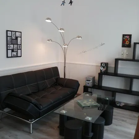 Joli 3 Pieces, 7 Pers, Tres Lumineux, Centre 아파트 *